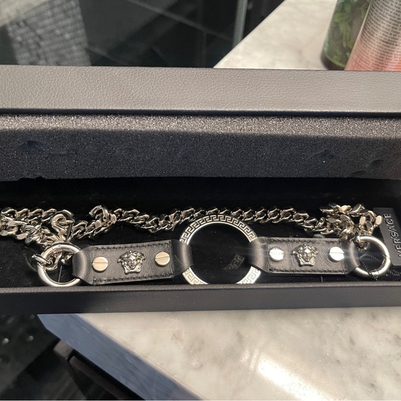 Versace Collection - Picture 7 of 15